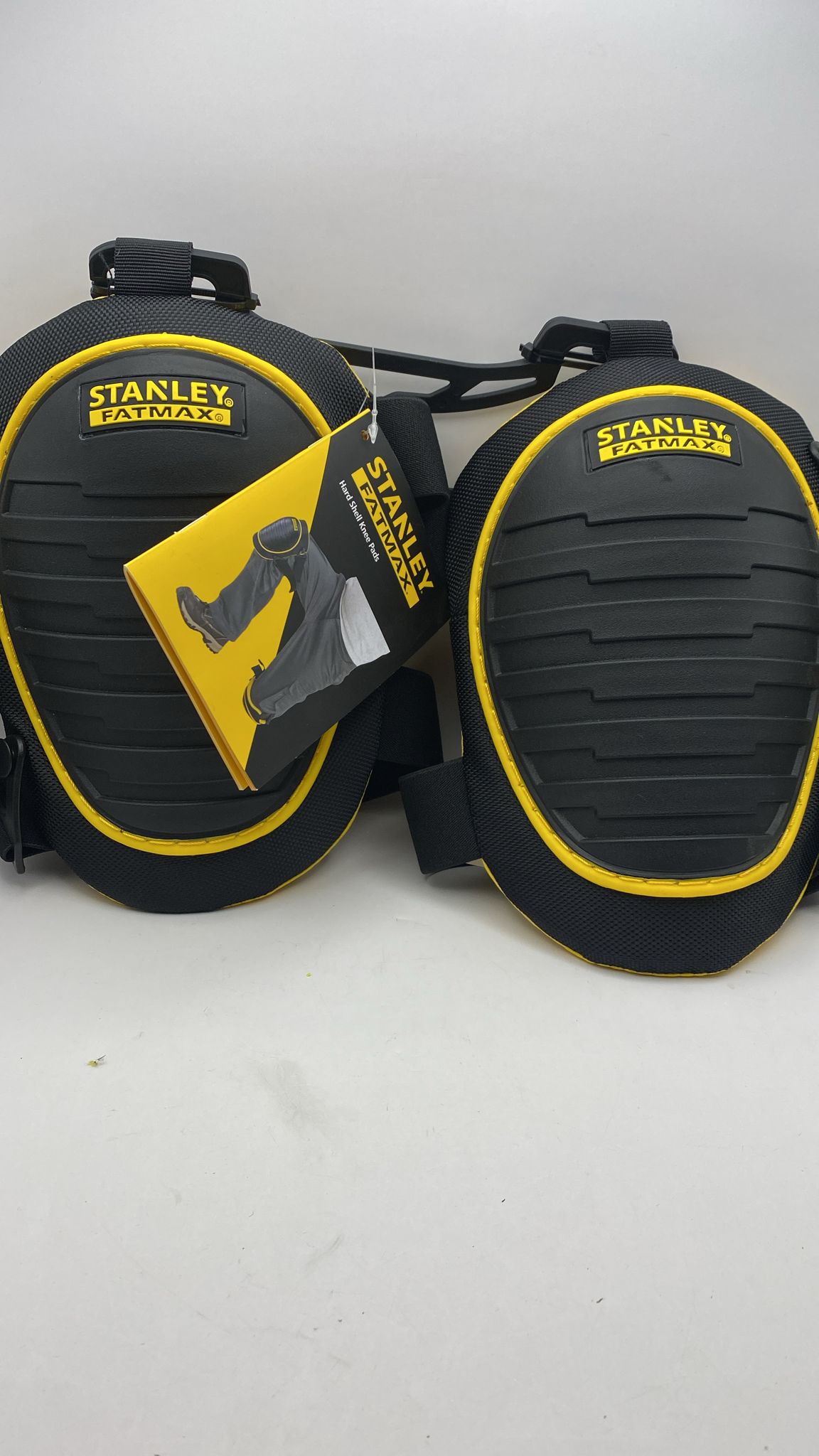 Ginocchiere con guscio rigido STANLEY FATMAX