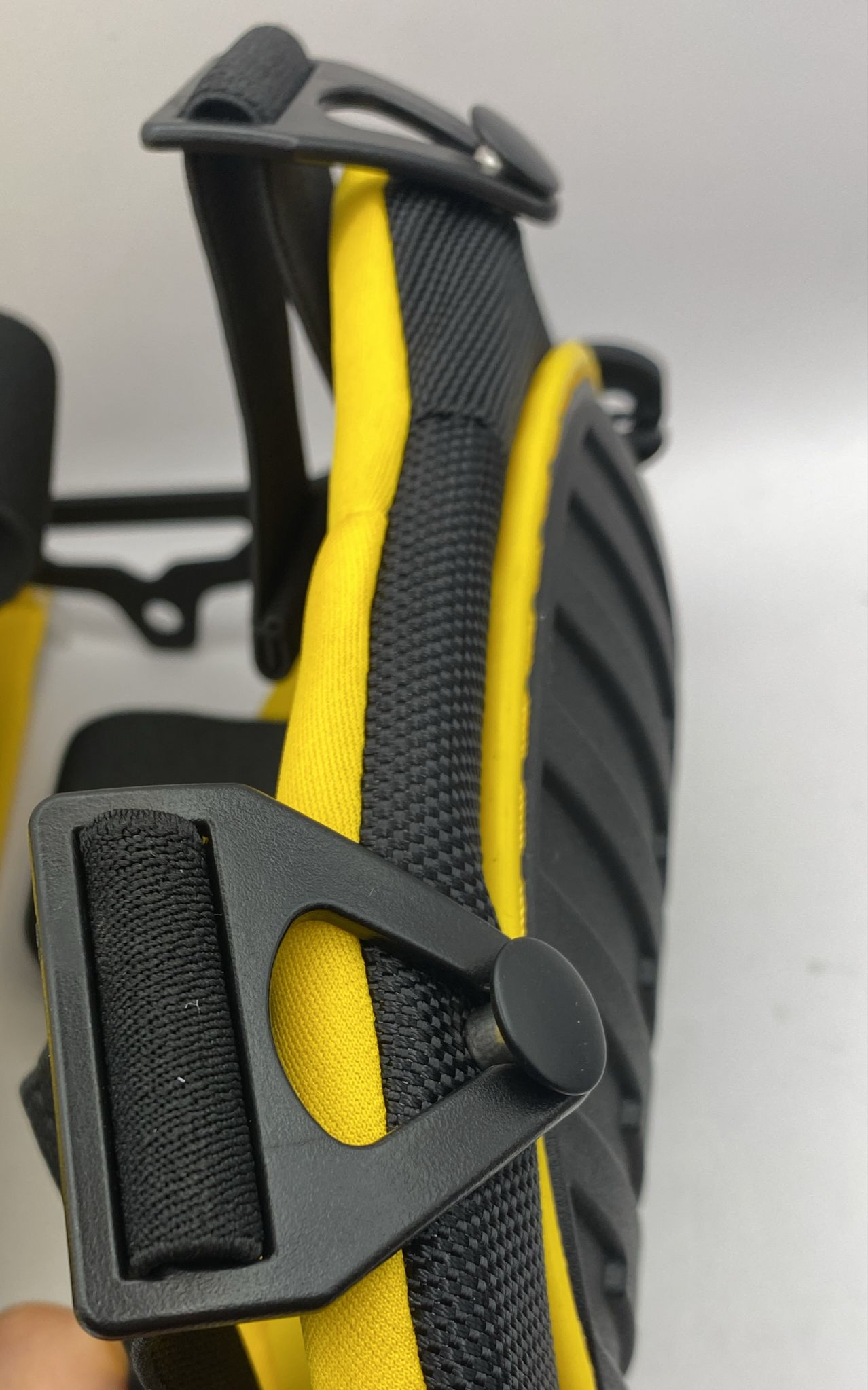 Ginocchiere con guscio rigido STANLEY FATMAX - immagine 3